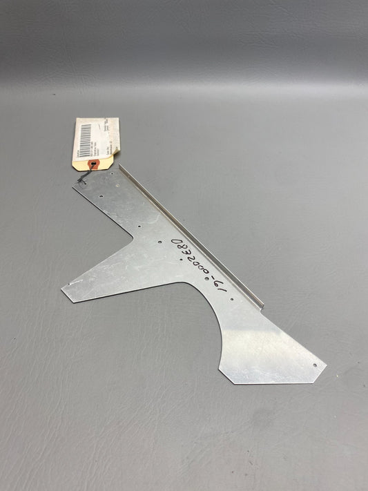 0832000-61 Cessna Gusset
