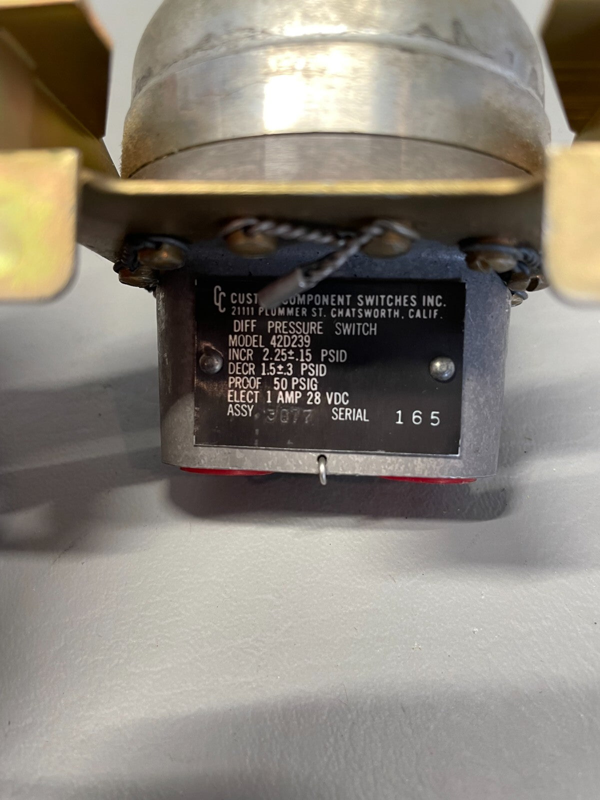 Custom Component Switches Diff Pressure Switch P/N 42D239