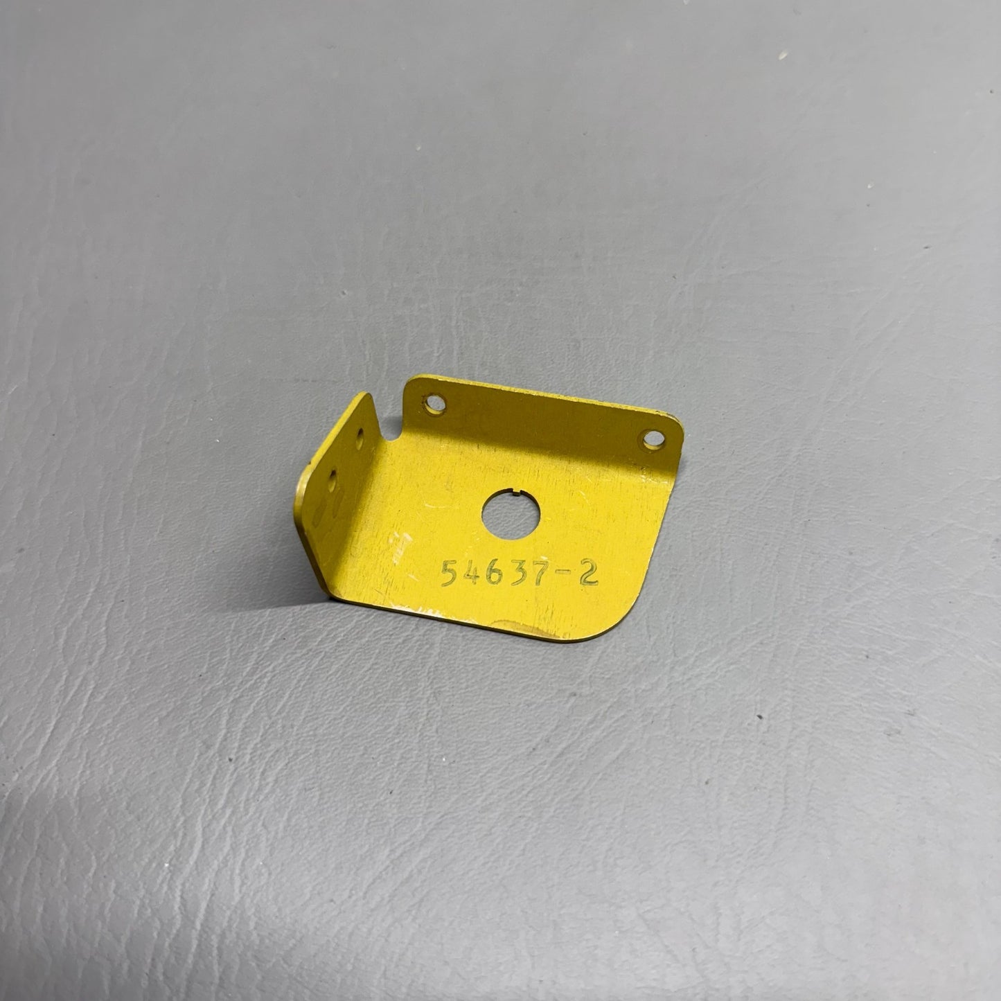 54637-002 Piper Bracket