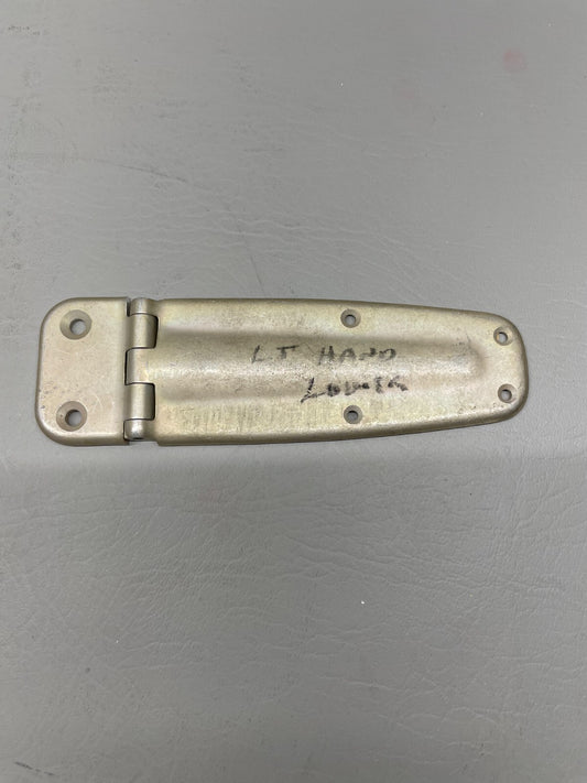 Cessna 150 Door Hinge P/N 0711037-498 (NEW)