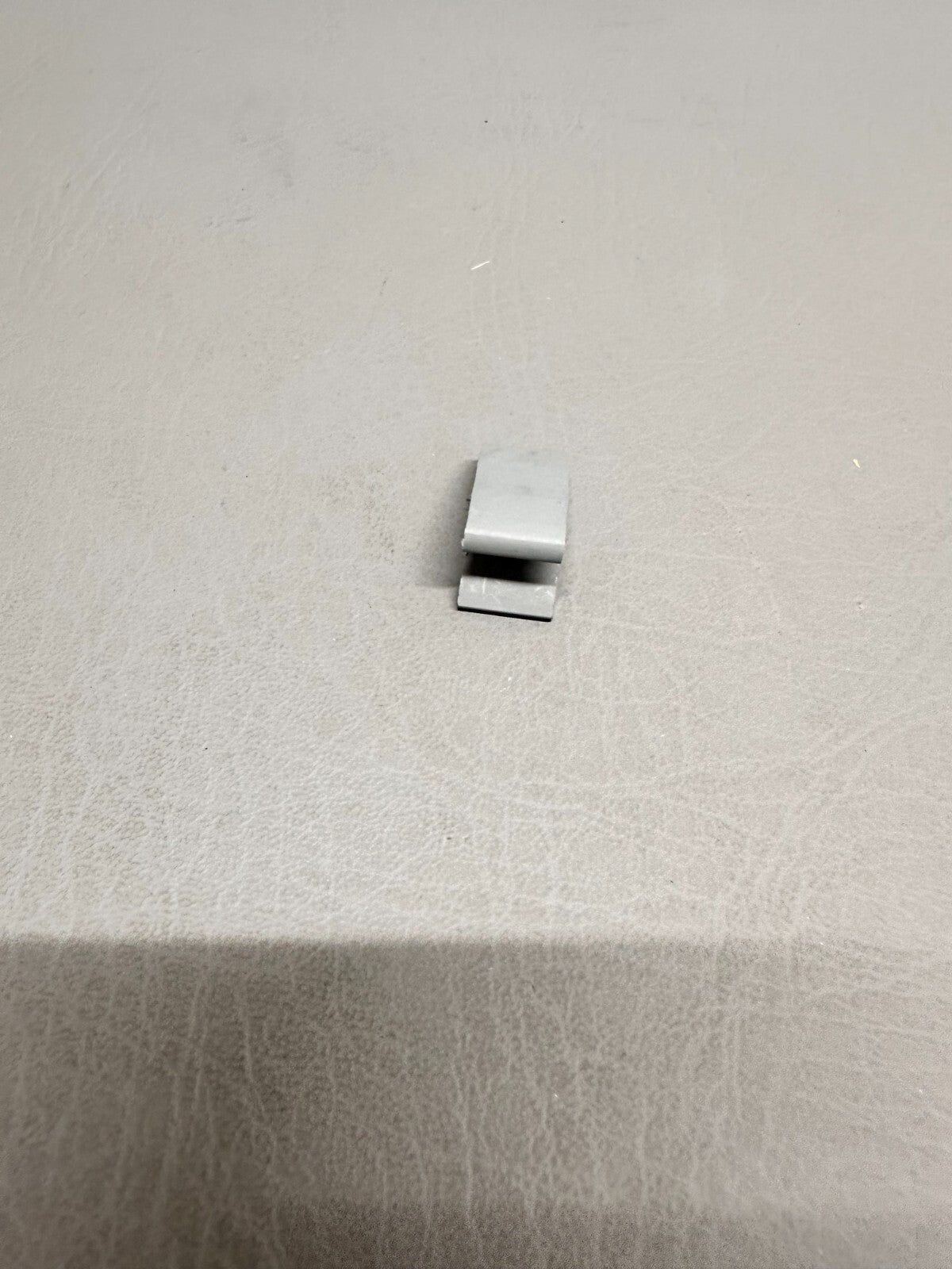 63870-002 Piper Clip Pack of 15