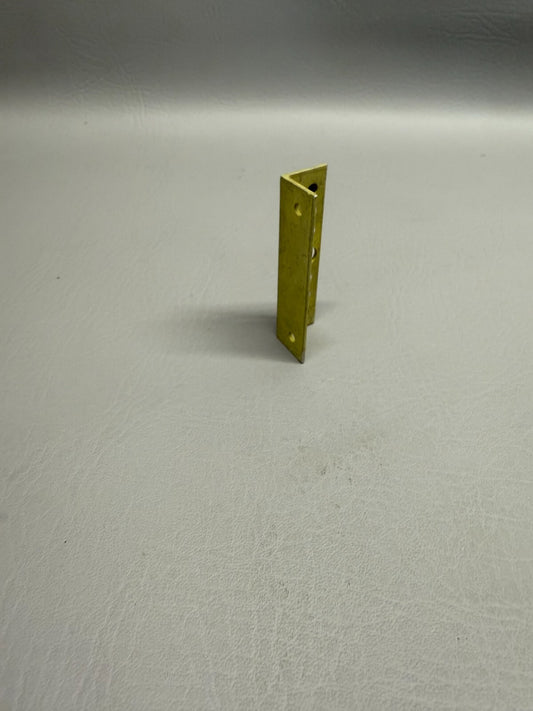 27969-000 Piper Angle Bracket