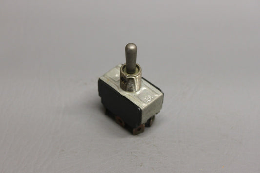 487-770 Piper Navigation Light Switch