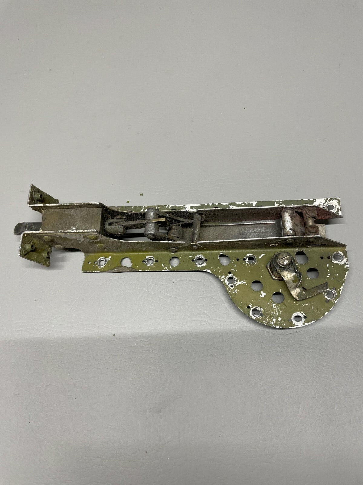 Twin Cessna Wing Locker Door Handle Assy
