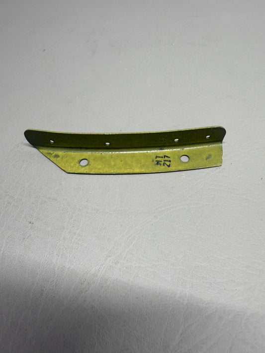 Piper Angle P/N 43645-005