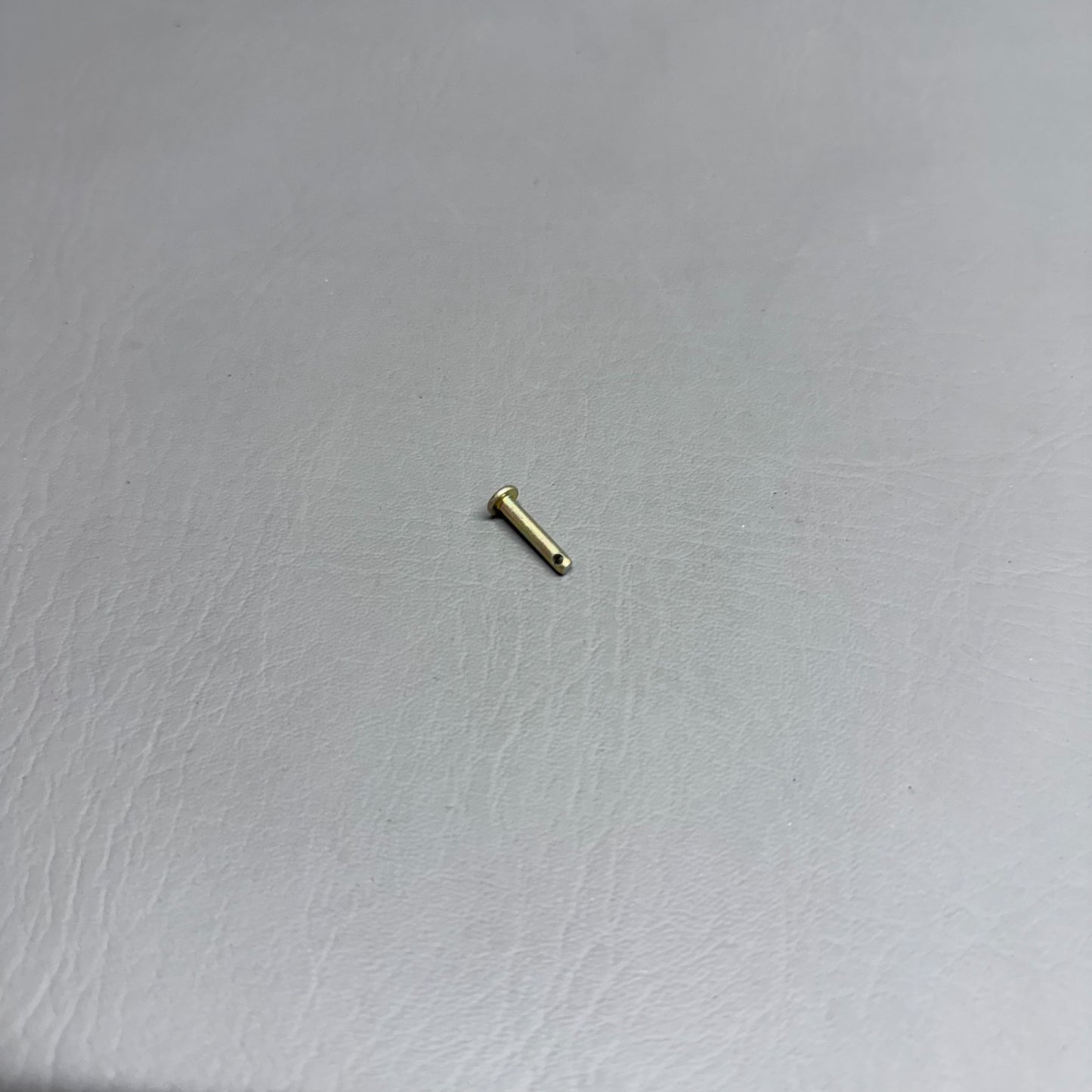 424-145 Piper Pin