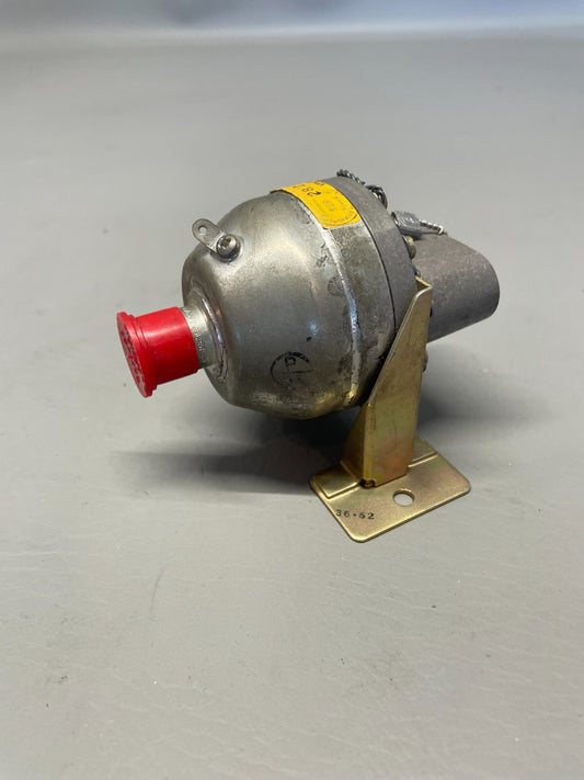 Custom Component Switches Diff Pressure Switch P/N 42D239