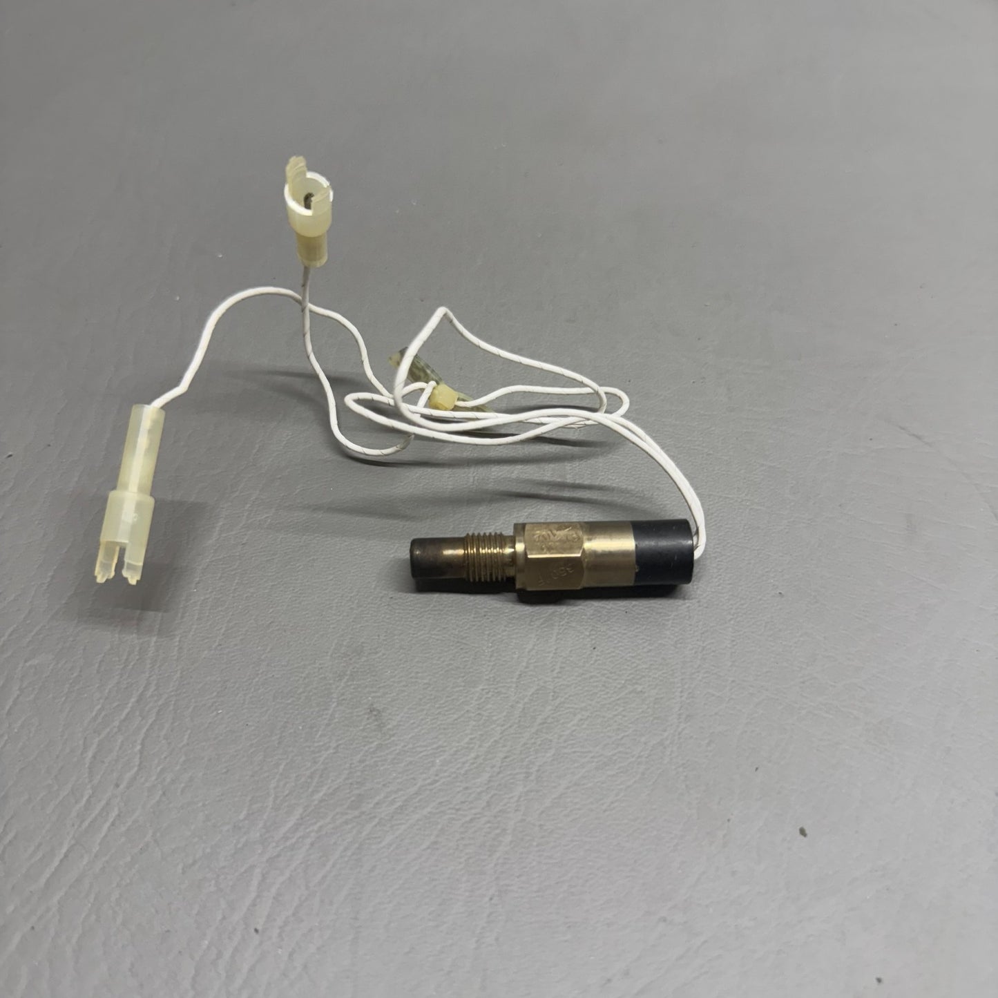72199-002 Piper Switch