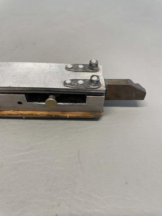 Cessna 177 Cabin Door Latch Assy RH P/N 1511206-11, 1717049-2