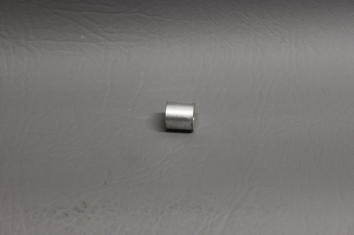 42129-008 Piper PA-31T Bushing Main Landing Gear