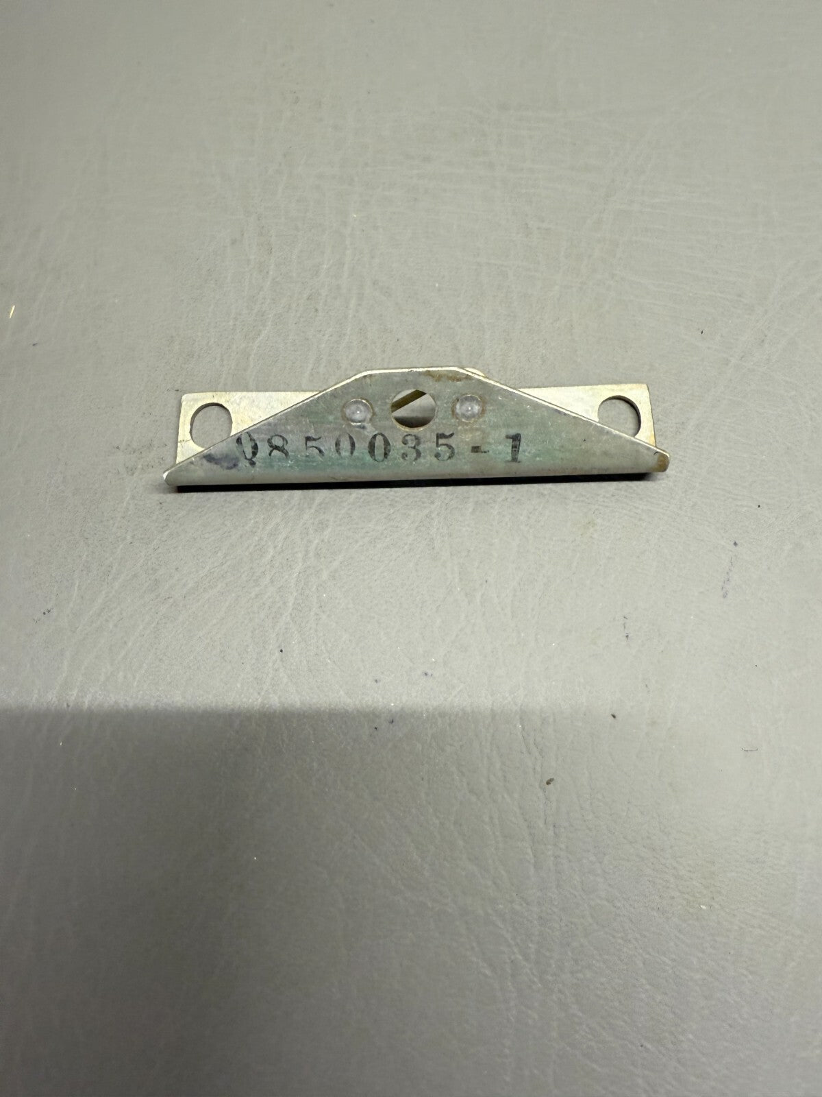 0850035-1 Cessna Support Bracket