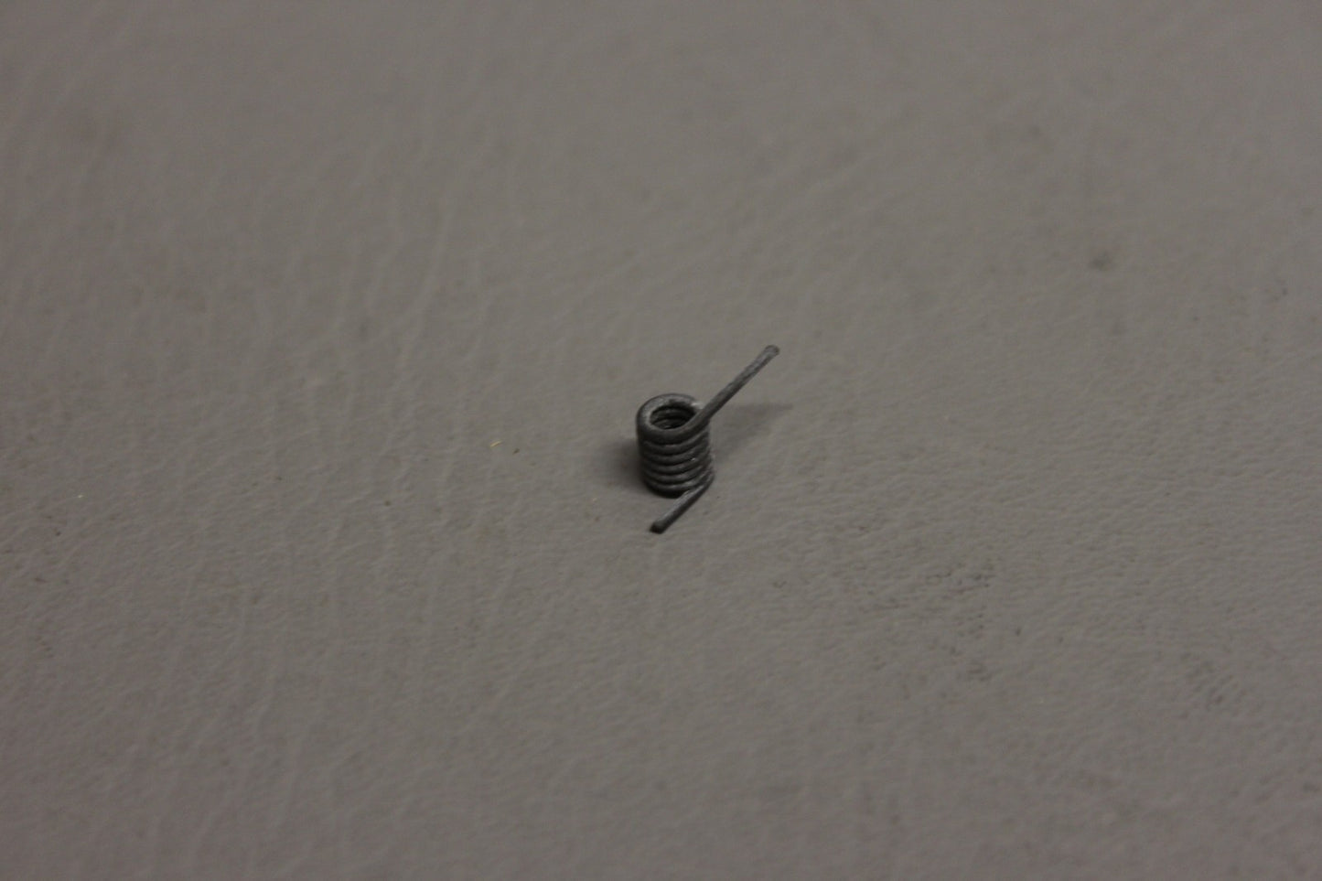 0417016-2 Cessna Spring Door