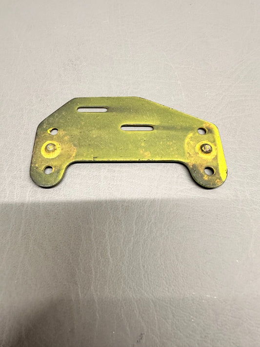 660052-1 Mooney Bracket