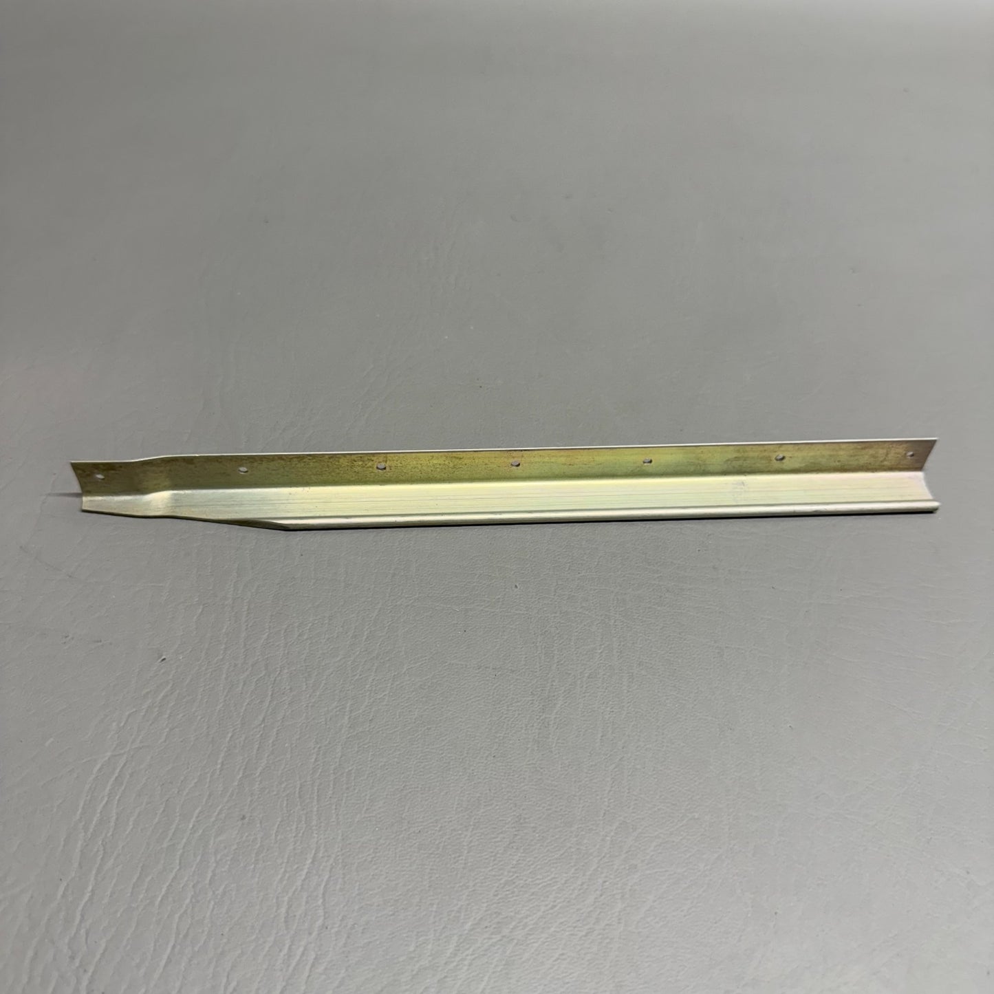 074188-1 Cessna Aircraft Forward Floorboard Angle