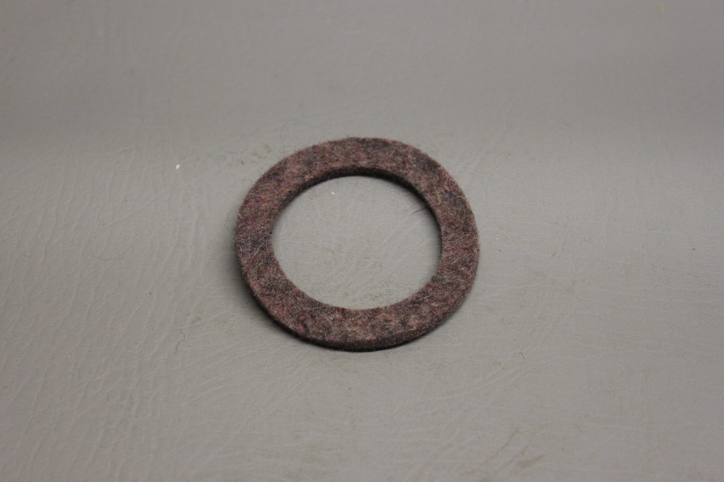 751-772 Piper Felt Grease Seal