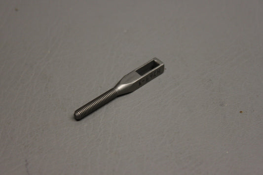 453-195 Piper Cowling Eye Bolt