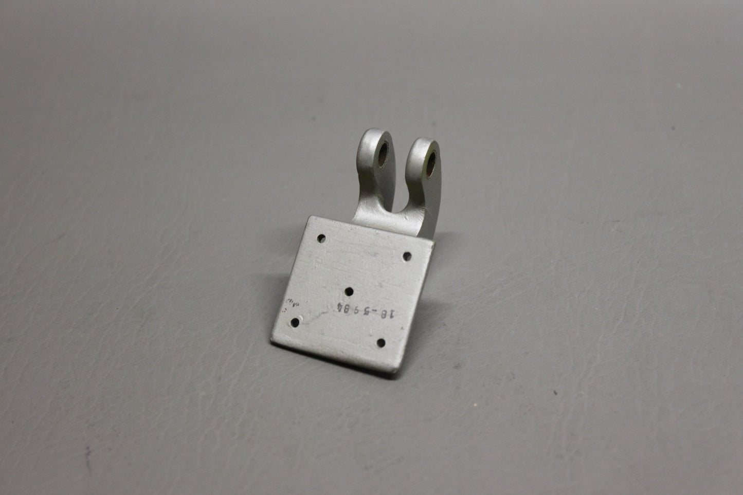 185984 Aircraft Hinge