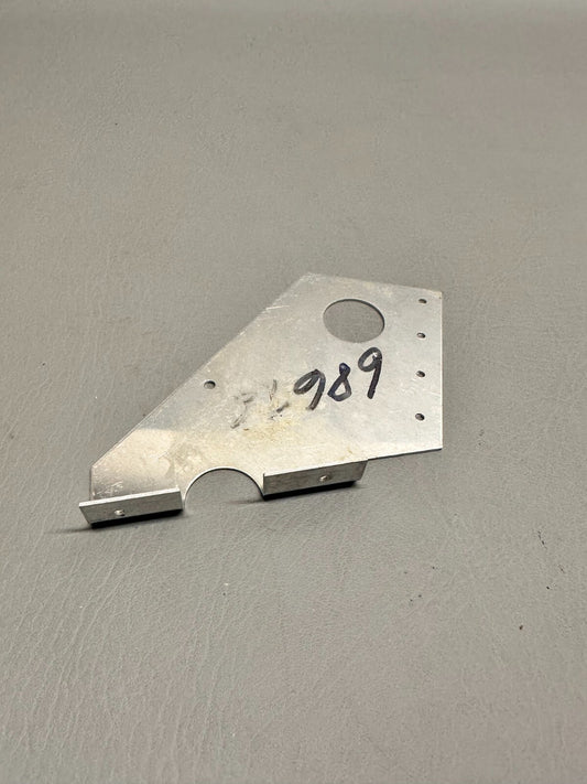 68676-000 Piper Bracket