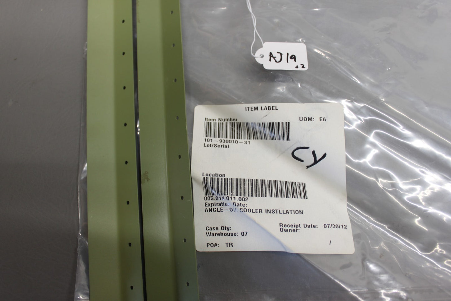 101-930010-31 Beechcraft King Air ANGLE- OIL COOLER INSTLLATION