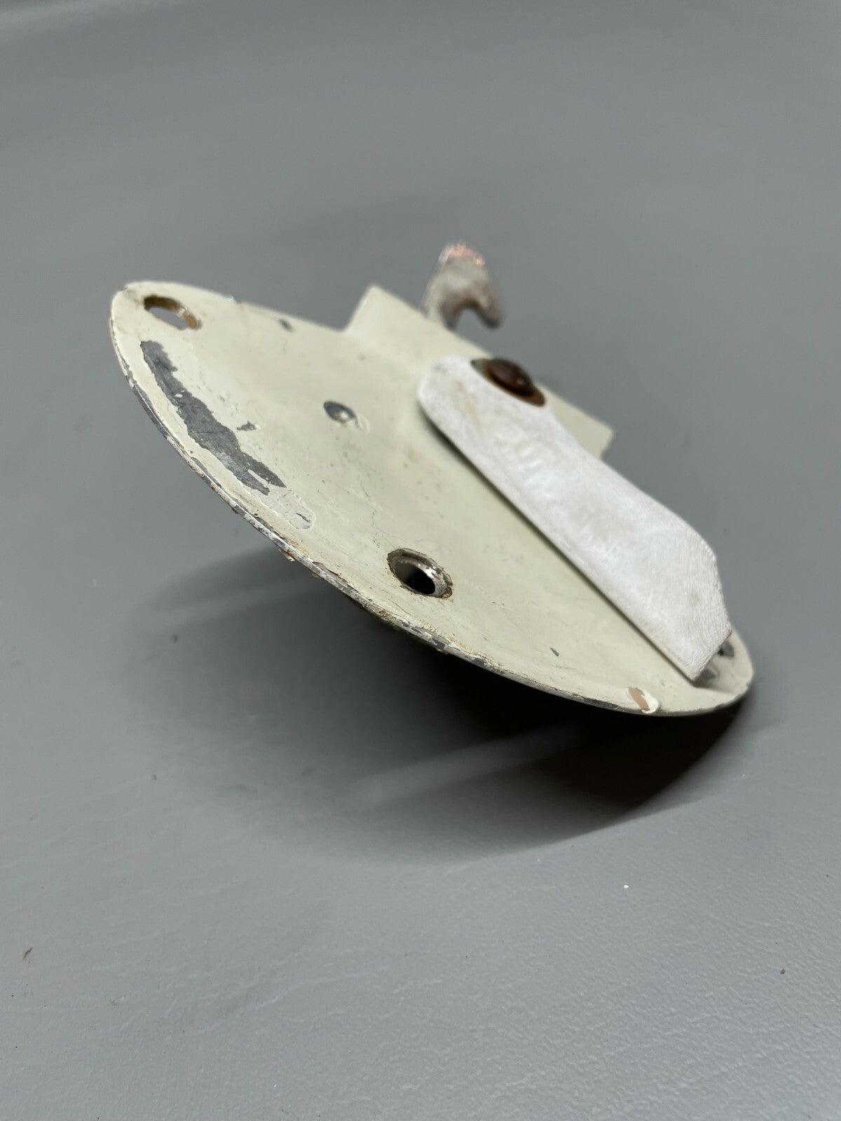 Piper FWD Cargo Door Latch Assy