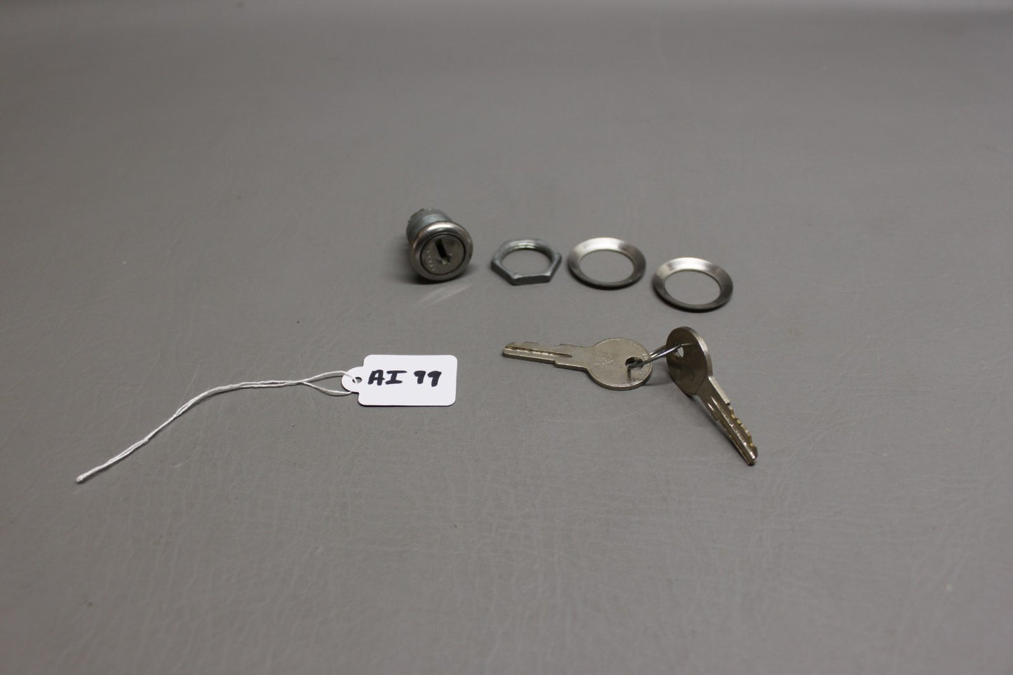 761-240 Piper Cabin Door Lock Assy