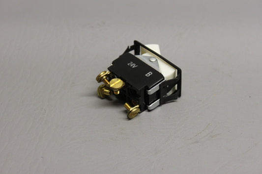 33318-001 Piper Illuminated FD/AP Switch