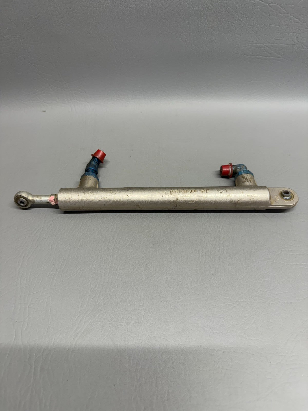 1281028-1 Cessna 210 Main Gear Door Actuator