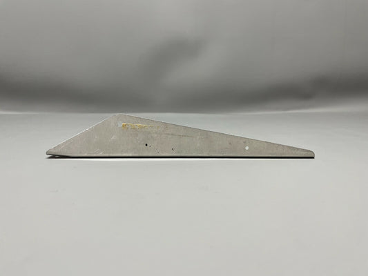 Cessna 172RG Nose Gear Door Hinge RH AFT P/N 2413084-2