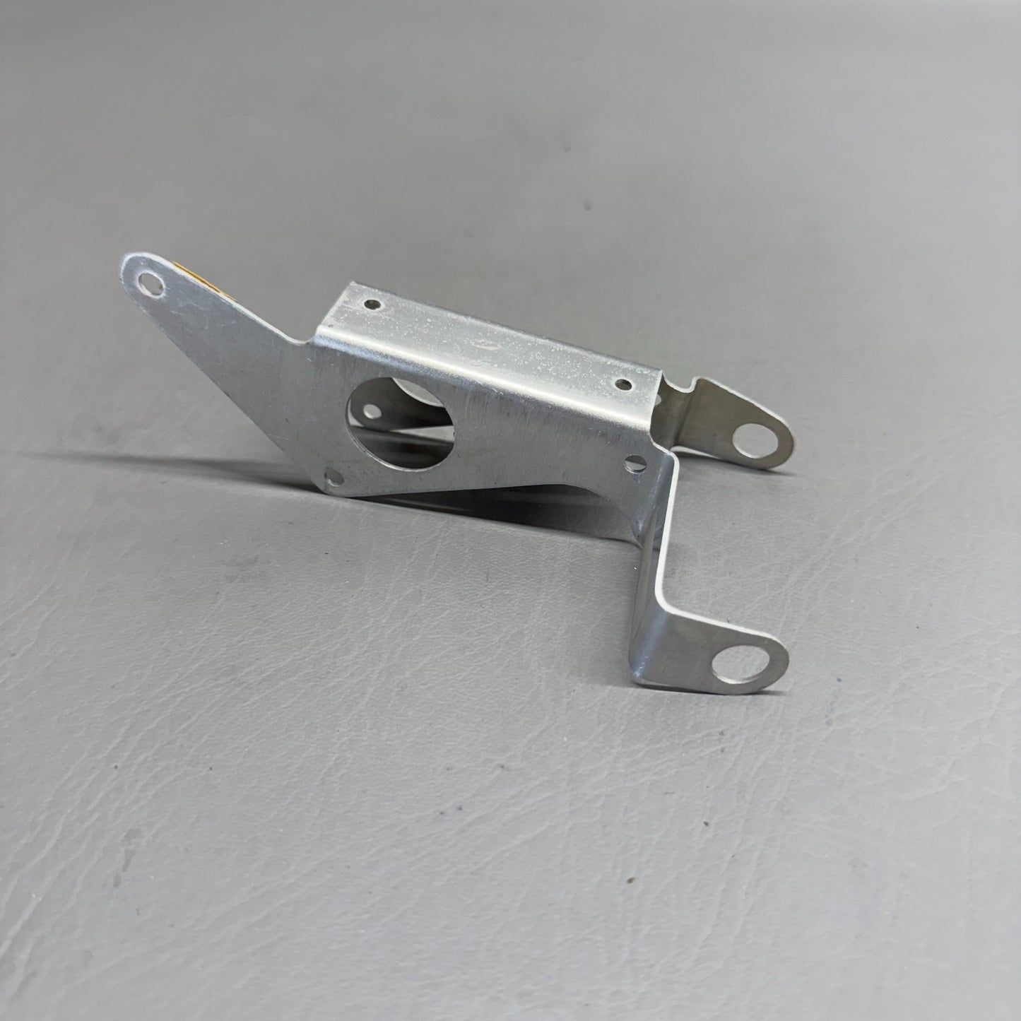 0841000-14 Cessna Bracket
