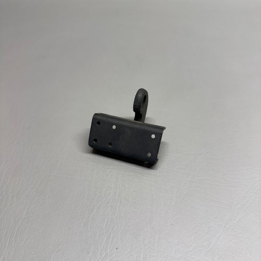 62415-000 Piper Upper Door Hinge Bracket Assy