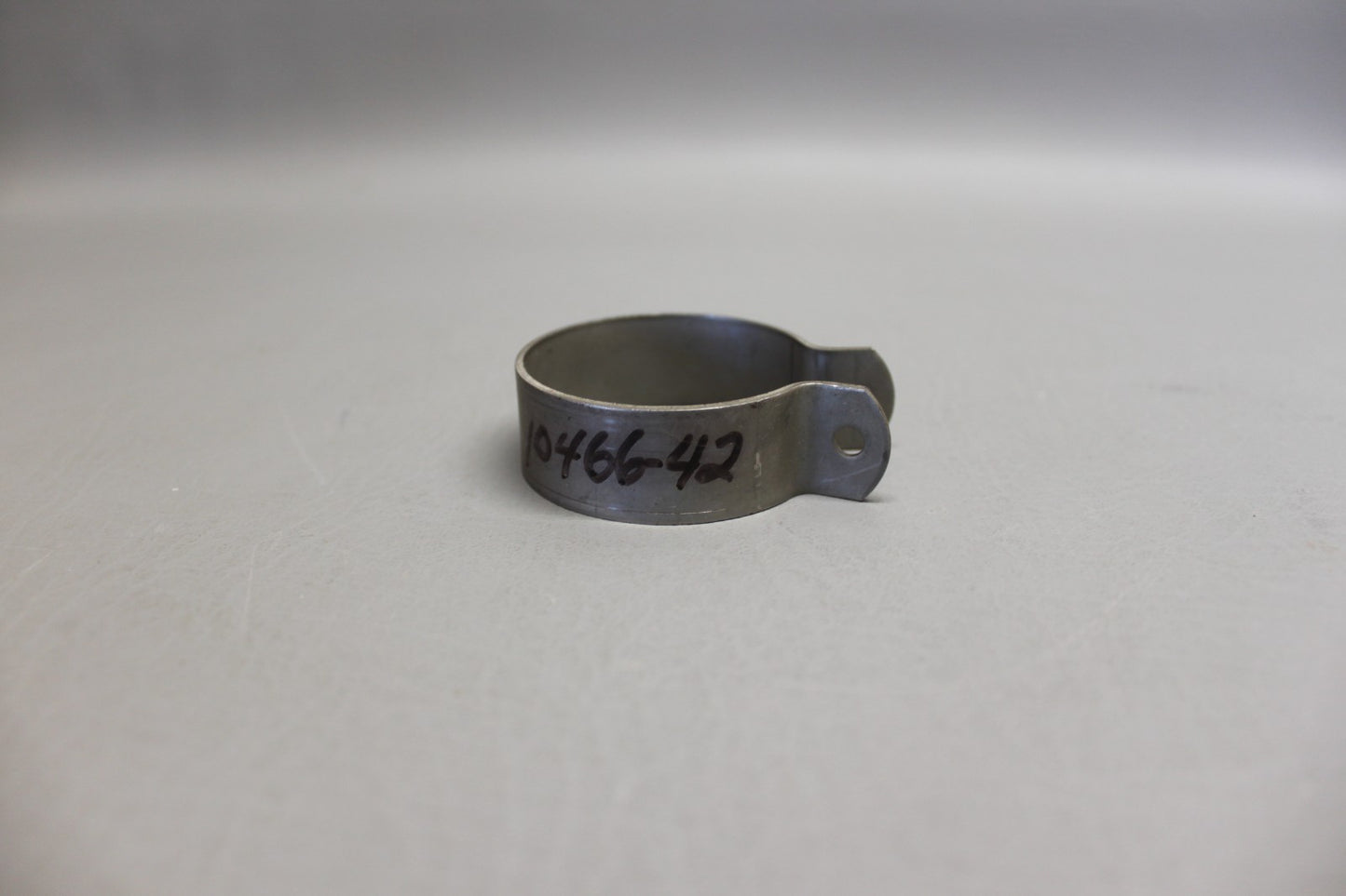 10466-042 Piper Clamp