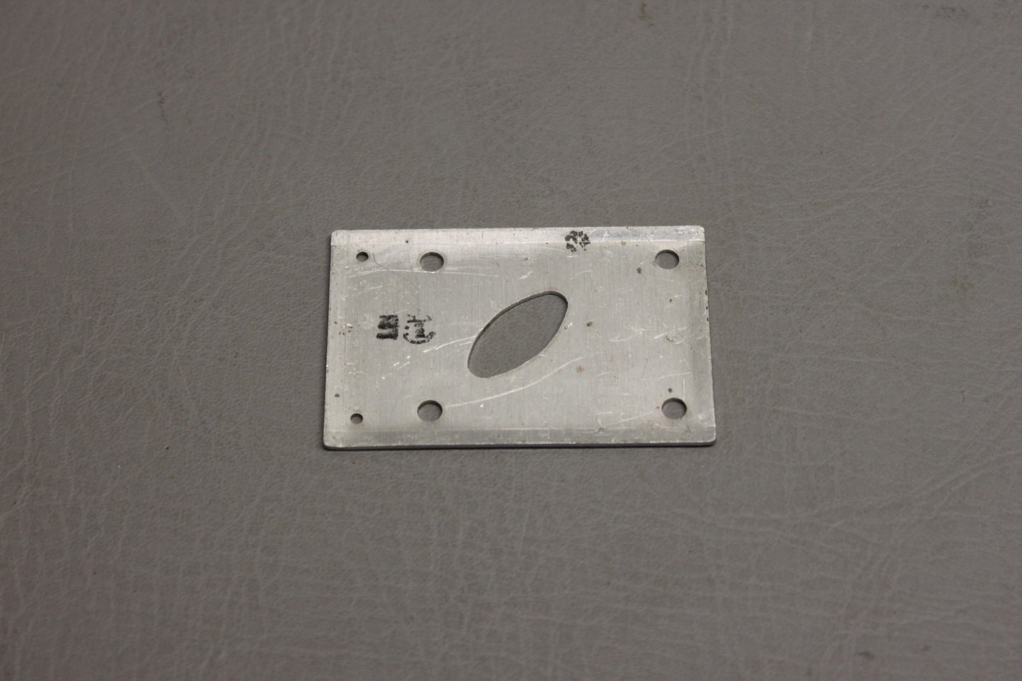 0700072-3 Cessna Plate