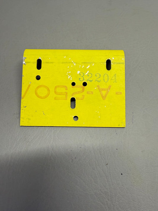 32204-000 Piper Plate