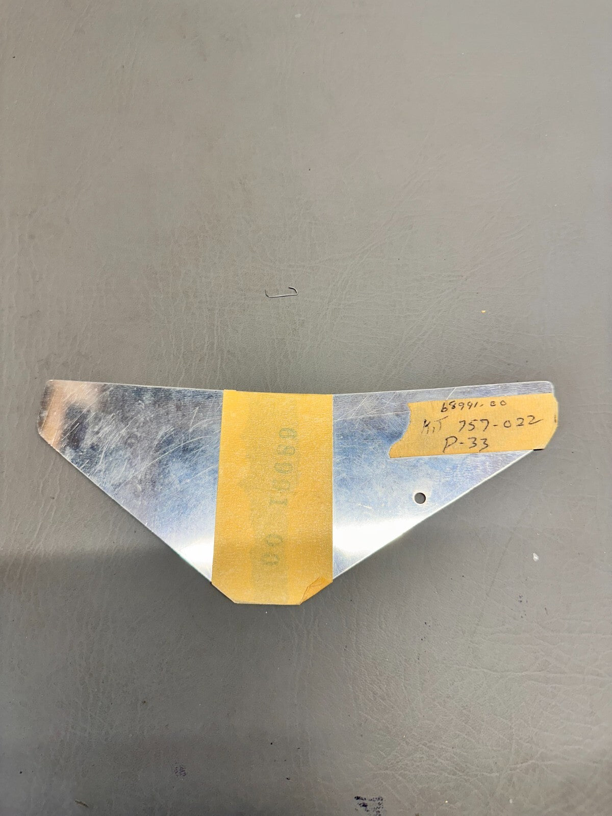 68991-000 Piper Gusset