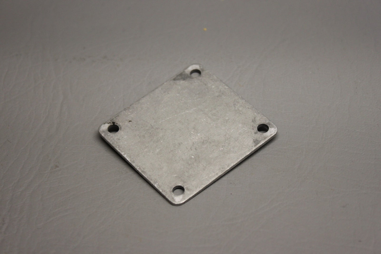 68096-000 Piper Seat Attachment