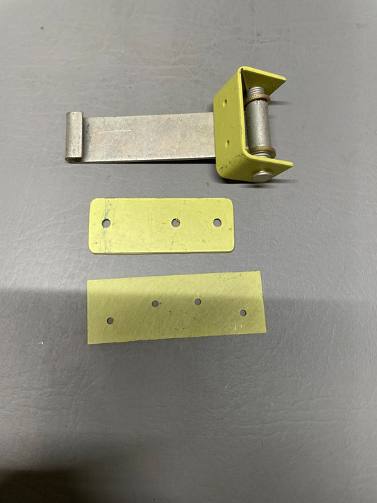 Aircraft Latch Assy P/N 38-410018 (NEW)