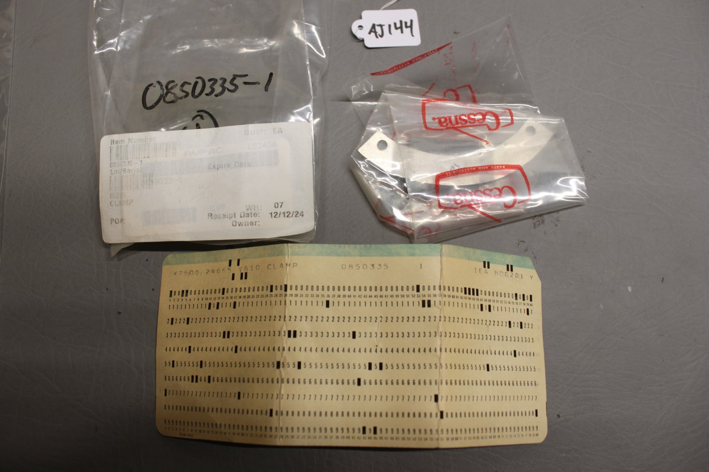 0850335-1 Cessna Propeller Clamp Weight