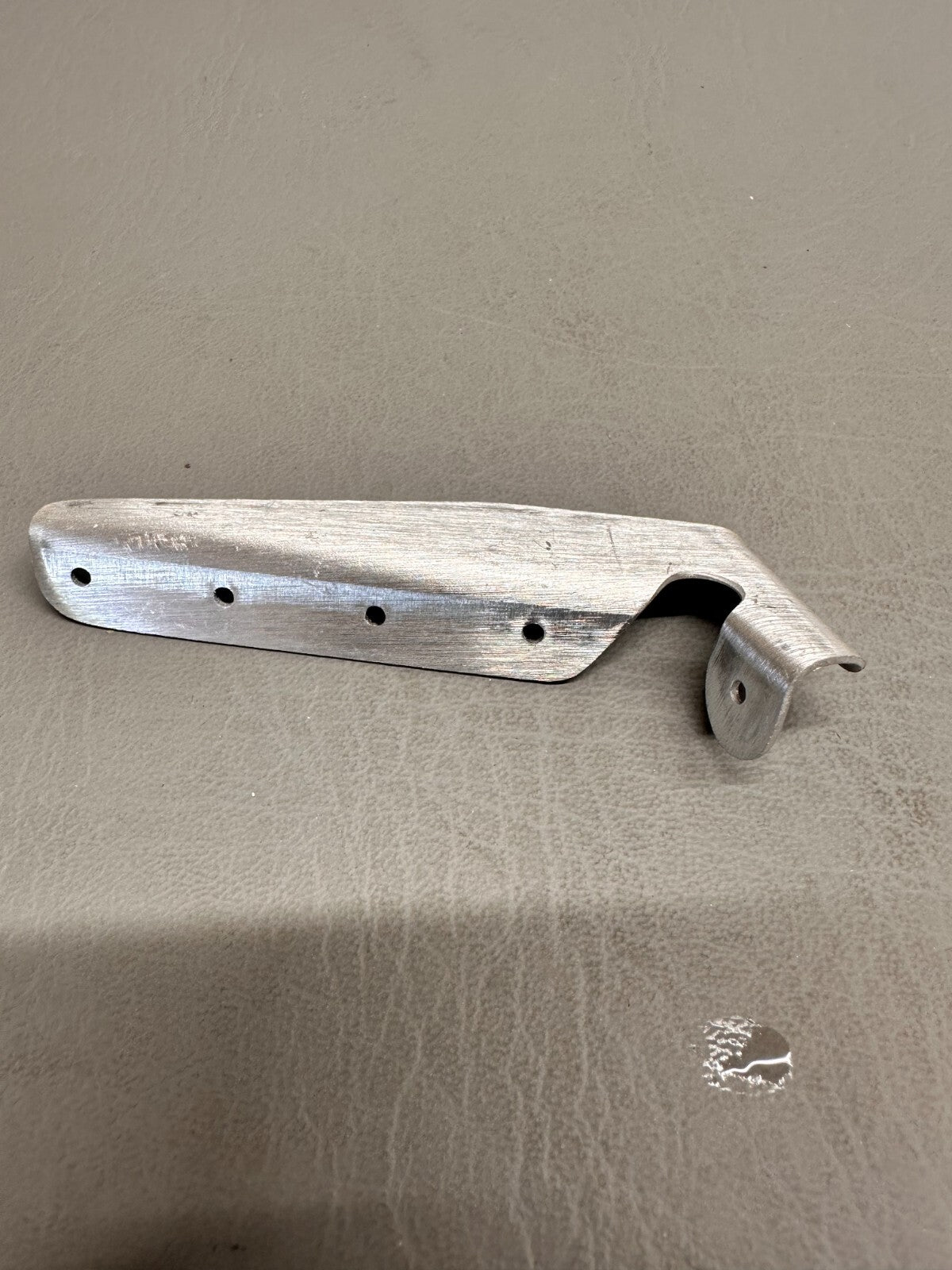 35-410077-8 Beech C35 Nose Gear Door Hinge Support LH