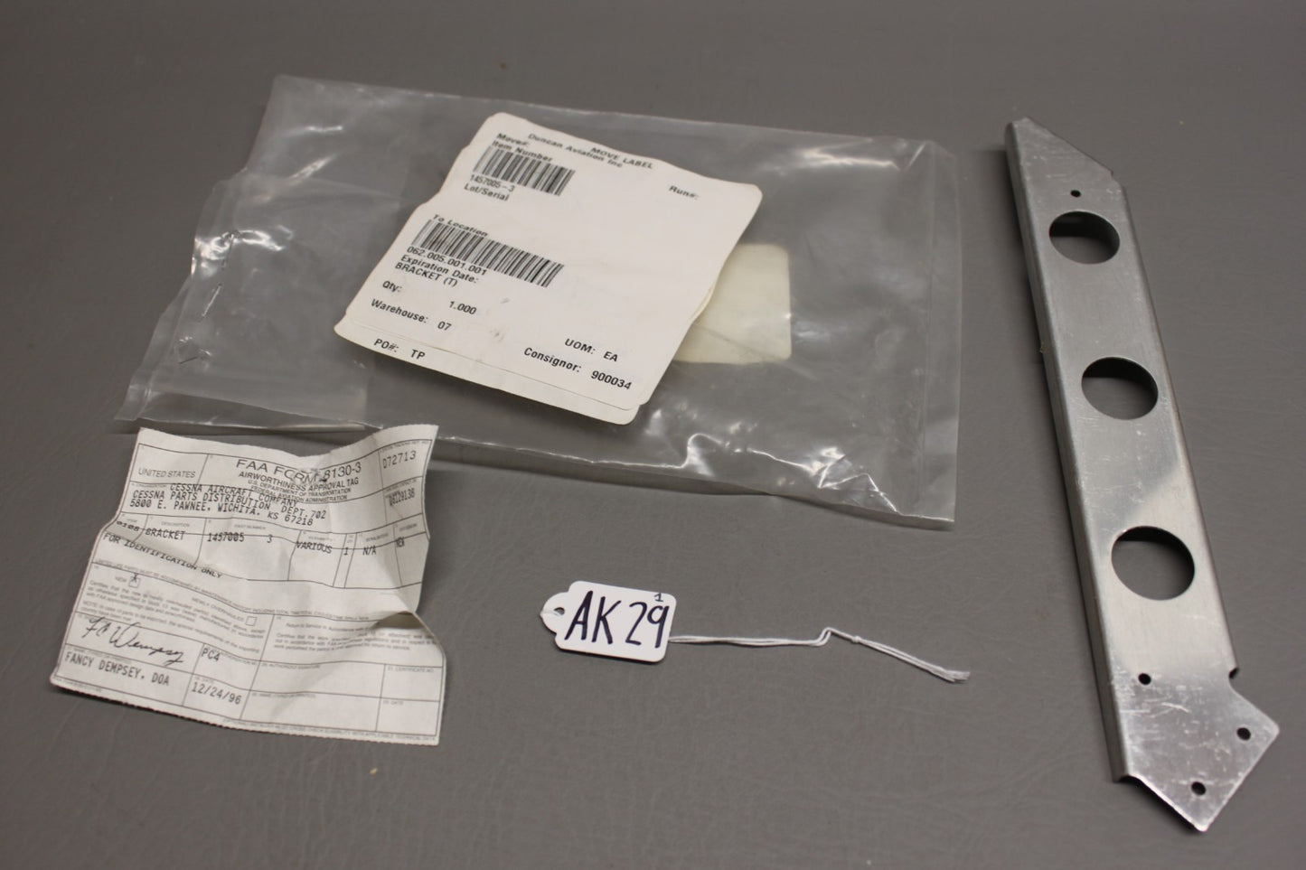 1457005-3 Cessna Bracket