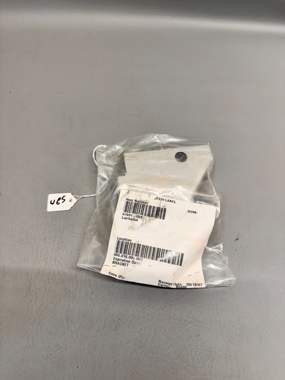 67691-001 Piper Bracket