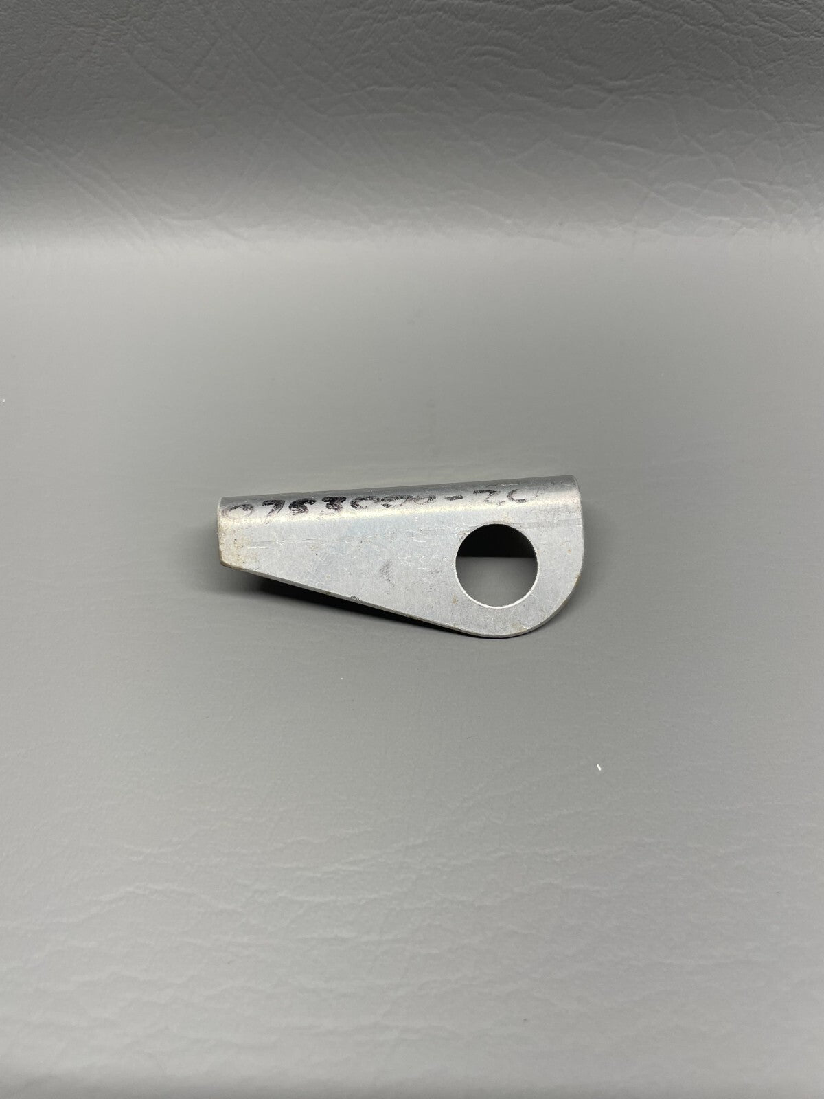 Cessna Bracket Plate P/N 0753000-20 (NEW)