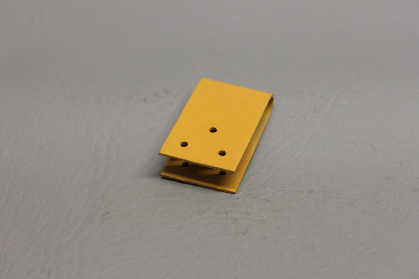 71888-002 Piper Clip