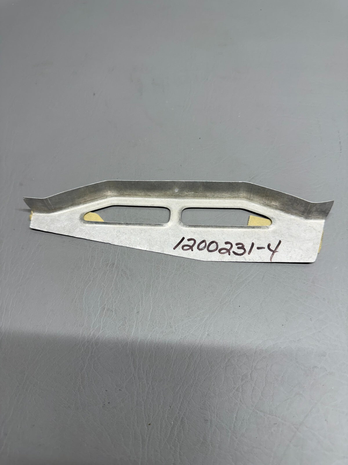 Cessna Air Vent Retainer P/N 1200231-4