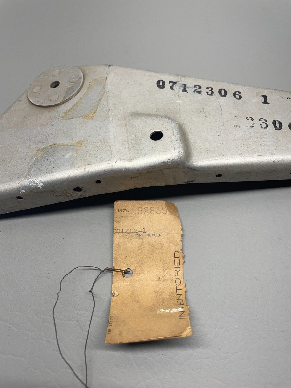 Cessna 180 Elevator Bellcrank Bracket Assy Aft LH P/N 0712306-1 (NEW)
