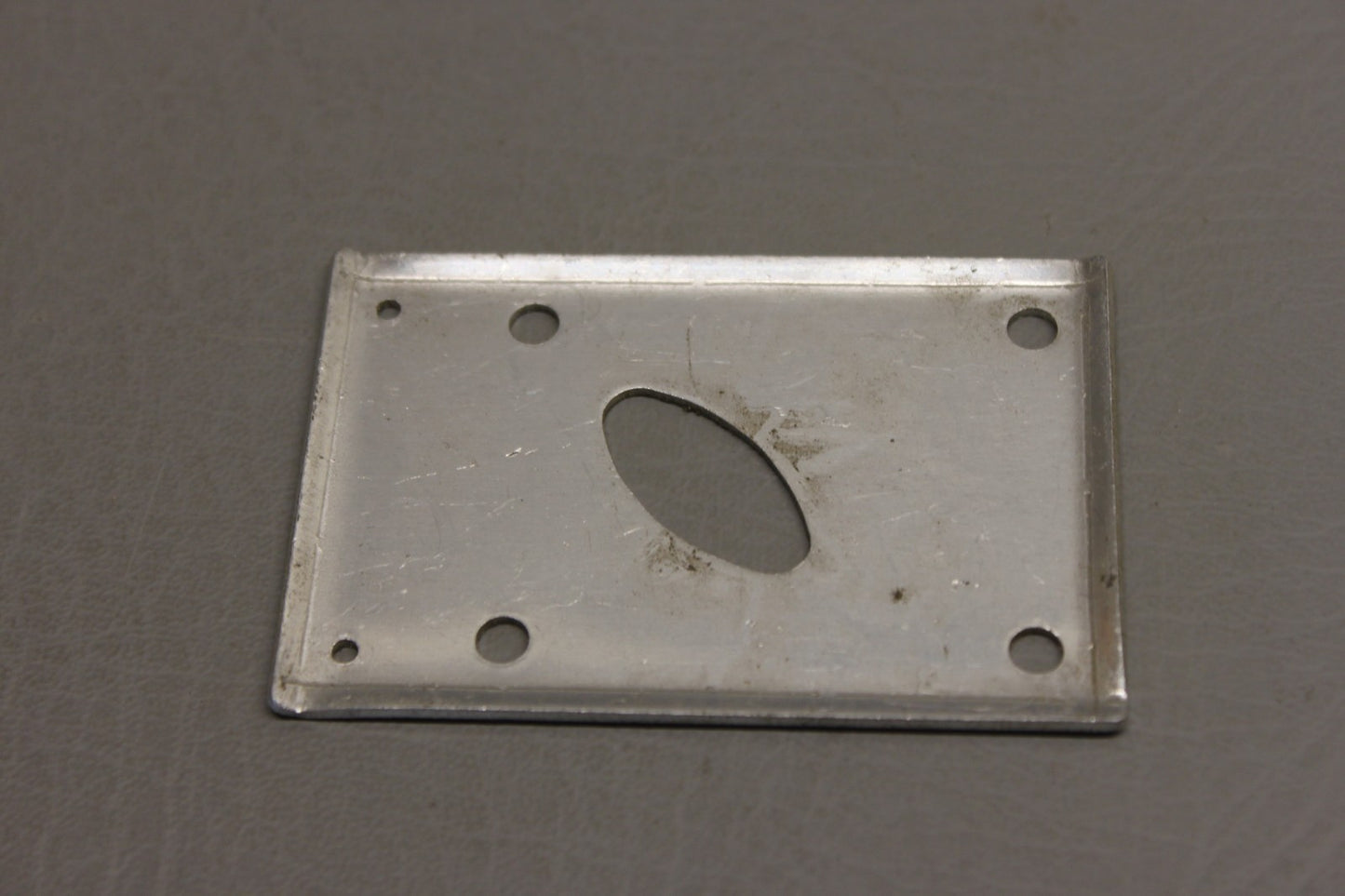 0700072-4 Cessna Plate