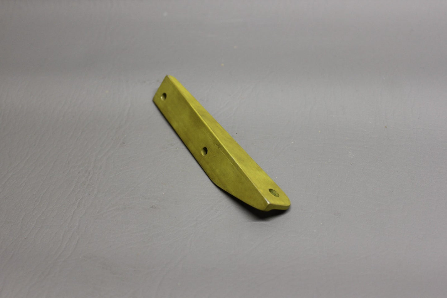 17103-003 Piper Outboard Flap Hinge