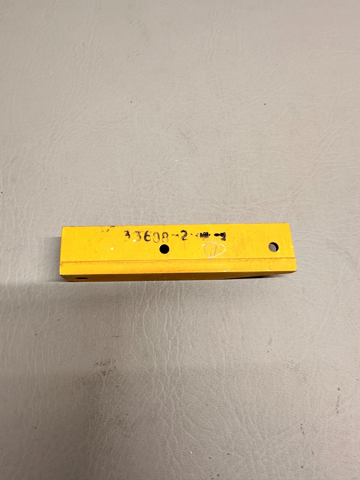 33608-002 Piper Flap Hinge