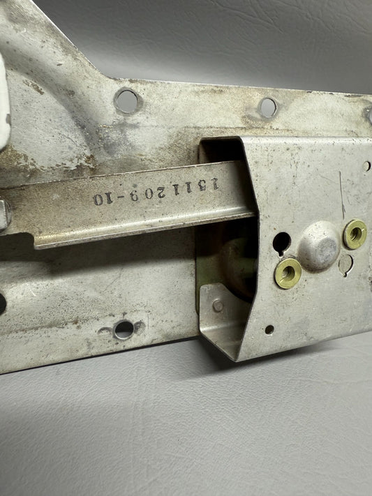 Cessna Door Handle Assy