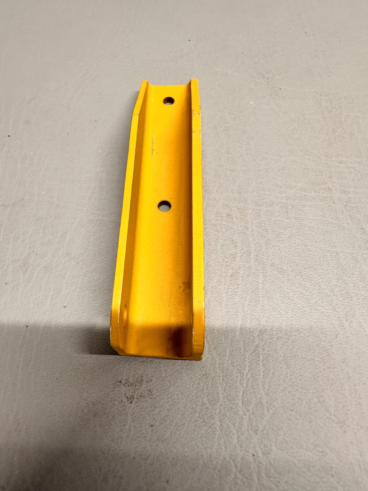33608-002 Piper Flap Hinge