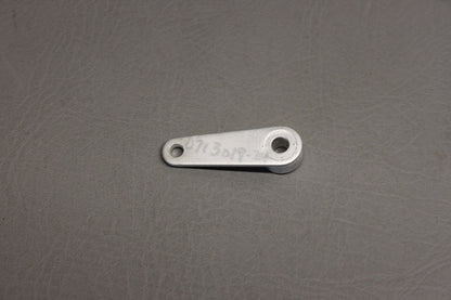 0713019-24 Cessna Arm Assy
